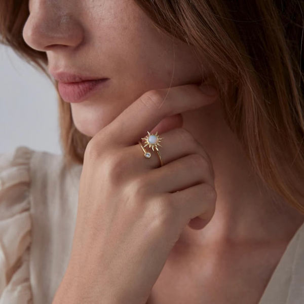 A Gentle Light for a Peaceful Mind - Ray of Grace Ring